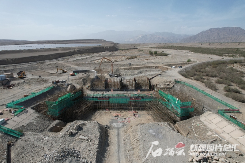 新疆将基本消除塔里木河“四源一干”水闸病险隐患
